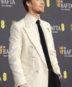 Joe Alwyn Bafta Awards 2026 White Blazer