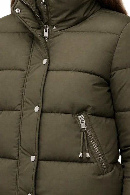Gracewood Olive Puffer Jacket zipper and pocket detail close up winter jacket hardware and construction