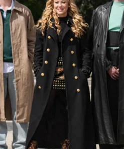 Tara Lipinski The Traitors US Season 4 Black Coat