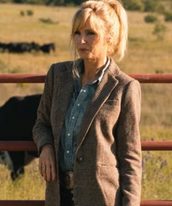 Kelly Reilly Dutton Ranch Season 1 Blazer