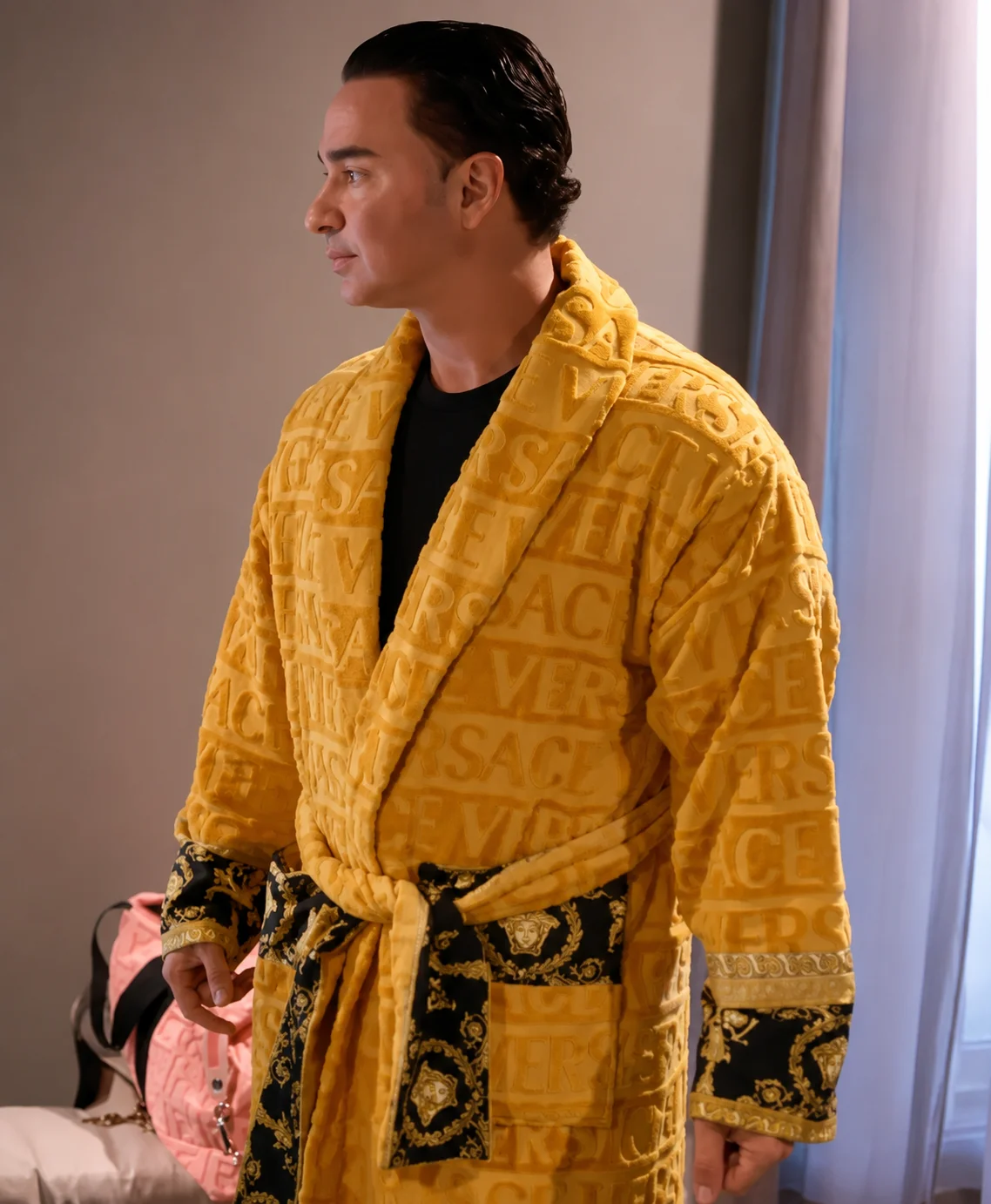 Family Vacation S09 Mike Sorrentino Versace Bathrobe